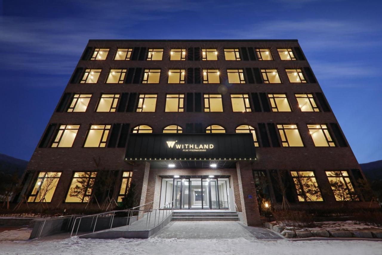 With Land Hotel Pyeongchang Extérieur photo
