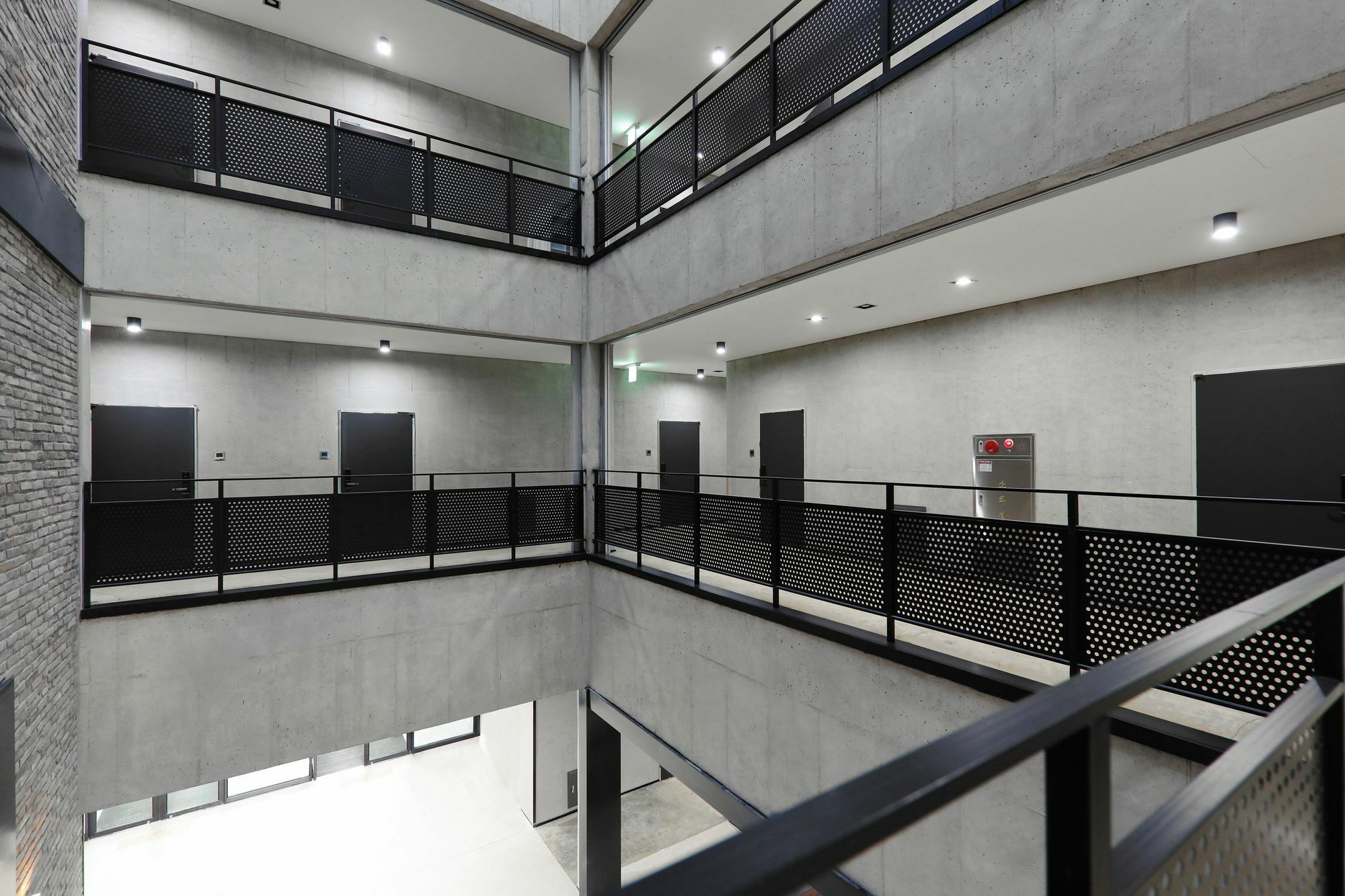 With Land Hotel Pyeongchang Extérieur photo